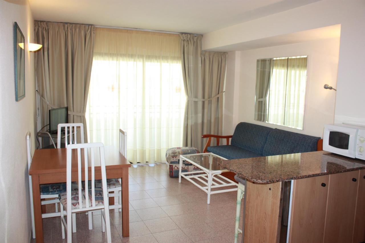 Apartamentos Aventura Salou Kültér fotó