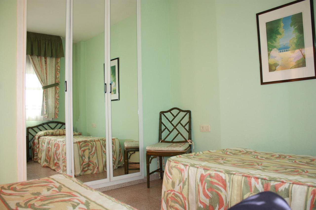 Apartamentos Aventura Salou Kültér fotó