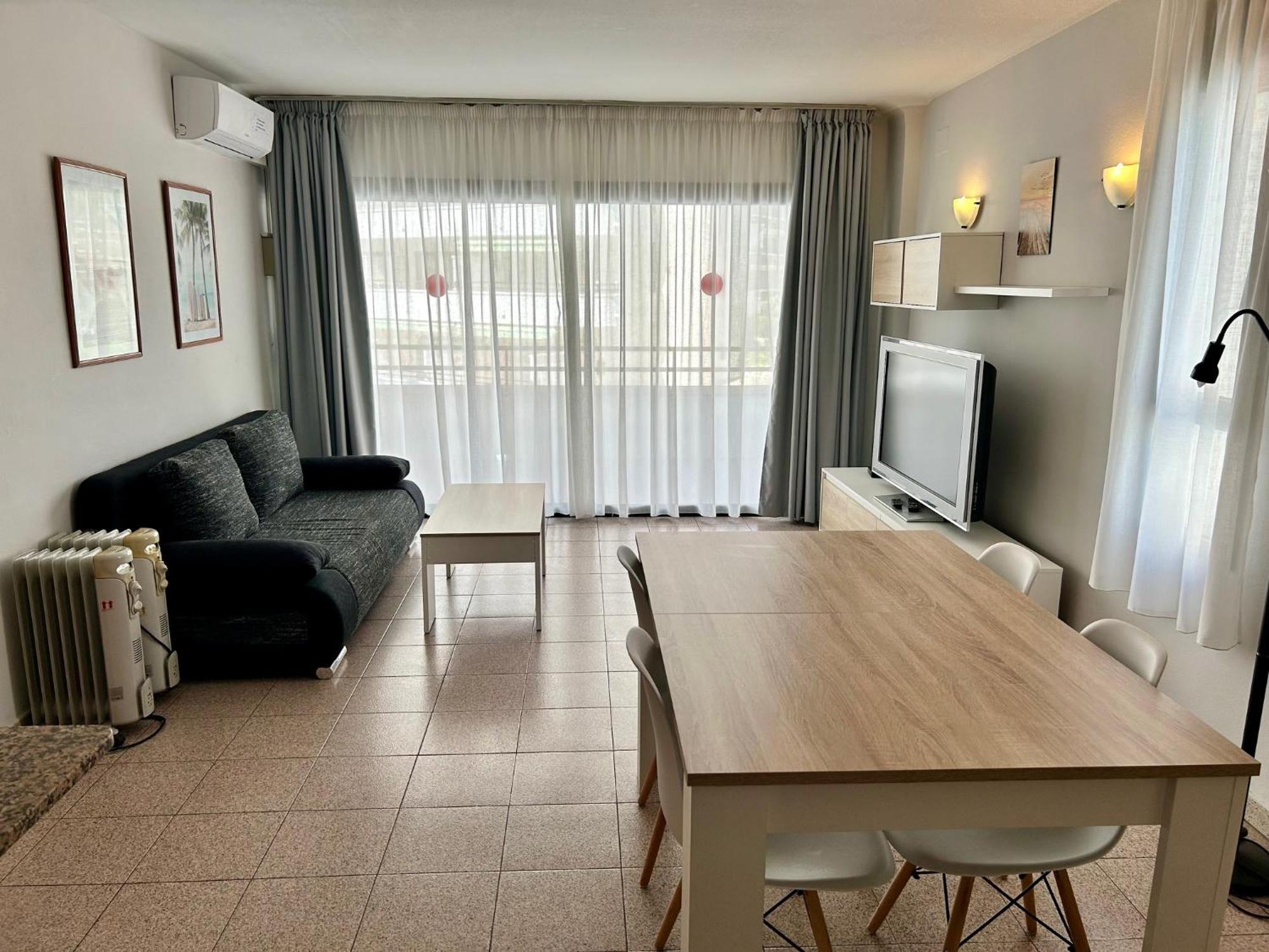 Apartamentos Aventura Salou Kültér fotó