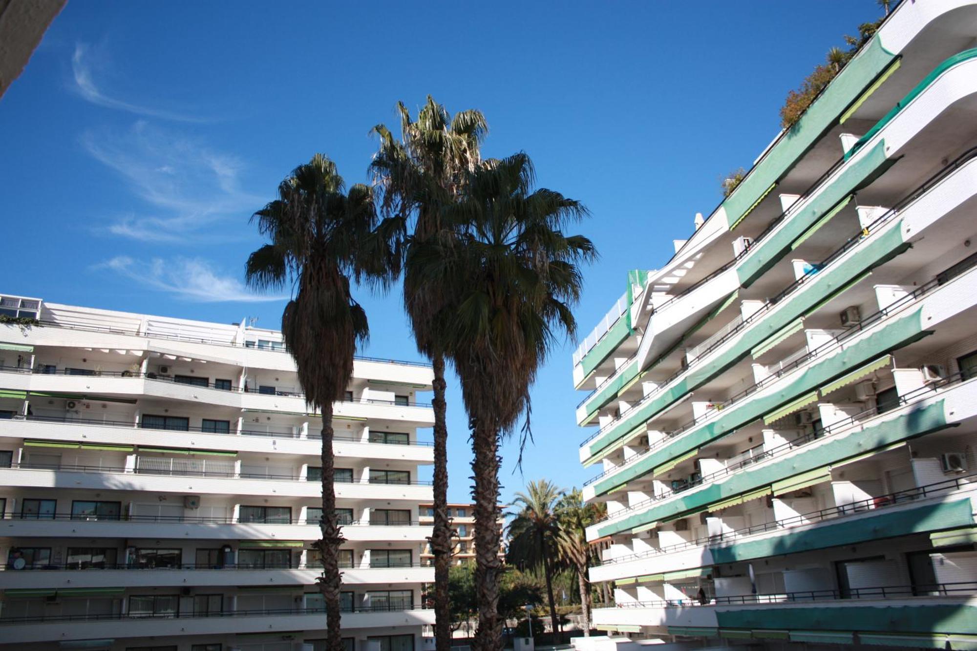 Apartamentos Aventura Salou Kültér fotó