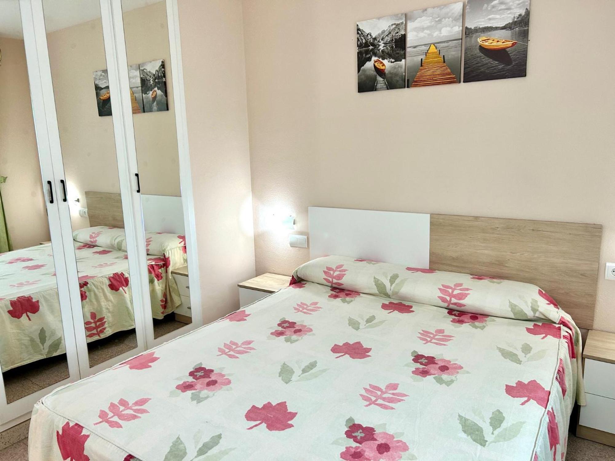 Apartamentos Aventura Salou Kültér fotó